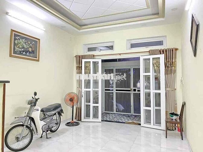 CHO THUÊ NHÀ MẶT TIỀN NGUYỄN THỊ THẬP,QUẬN 7