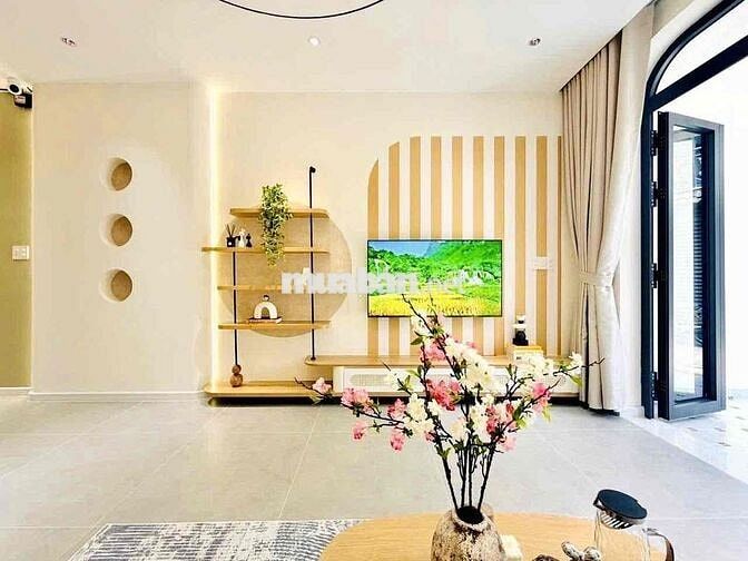 🤩Nhà Mới 100% Hẻm xe hơi Tặng NT đẹp vào ở ngay 6 Tỷ nhỉnh