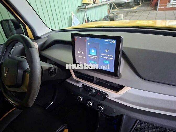 xe vf3 bao nợ xấu . góp tay đôi cửa hàng
