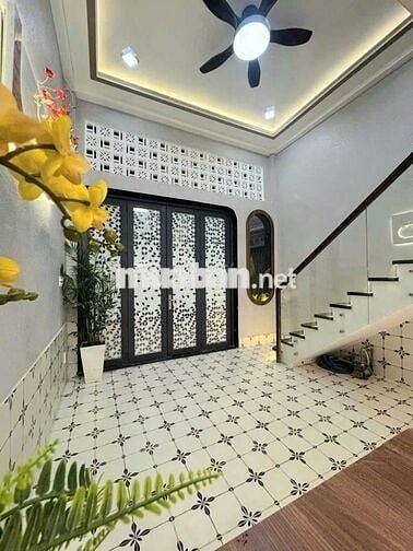 bán nhà đẹp vào ở ngay nhỉnh 6 tỷ 