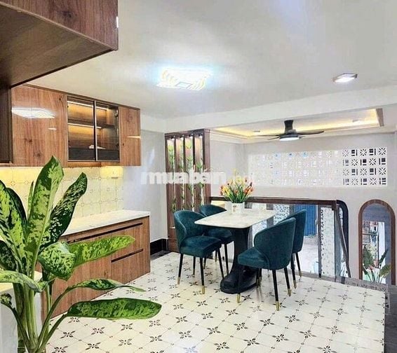 bán nhà đẹp vào ở ngay nhỉnh 6 tỷ 