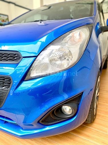 Xe 5 chổ nhỏ gọn Chevrolet Spark 2017 số sàn tiêt kiệm nhiên liệu