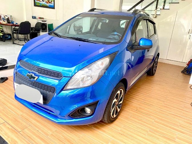 Xe 5 chổ nhỏ gọn Chevrolet Spark 2017 số sàn tiêt kiệm nhiên liệu