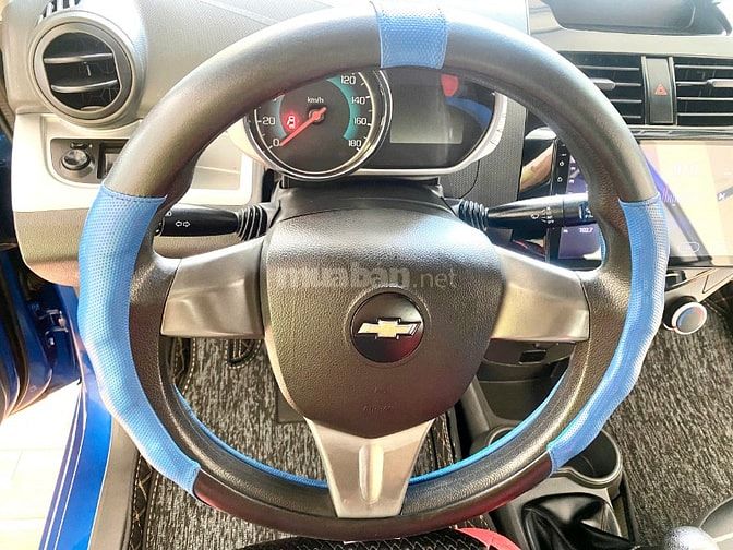 Xe 5 chổ nhỏ gọn Chevrolet Spark 2017 số sàn tiêt kiệm nhiên liệu