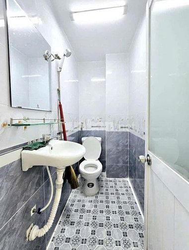 3 tỷ 490 - Kẹt vốn bán gấp căn nhà Nguyễn Thượng Hiền - Phú Nhuận 