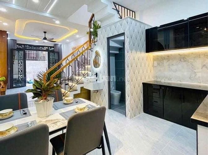 3 tỷ 490 - Kẹt vốn bán gấp căn nhà Nguyễn Thượng Hiền - Phú Nhuận 
