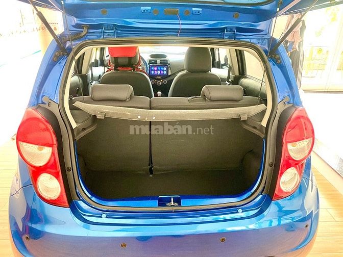 Xe 5 chổ nhỏ gọn Chevrolet Spark 2017 số sàn tiêt kiệm nhiên liệu