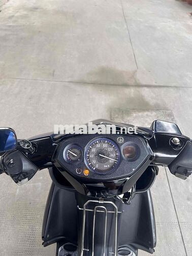 Cần bán 1 chiếc Nouvo LX Yamaha màu xanh đen