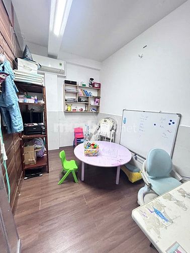 CHUNG CƯ NGUYỄN THỊ TẦN P2 Q8-  61,9M2 SHR CẠNH CHỢ RẠCH ÔNG THANG MÁY