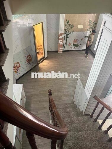N/C ~ĐOÀN THỊ ĐIỂM~ THÔNG PXL,DT:8 x5 .TRỆT,2LẦU,ST,4PN/3WC.ST