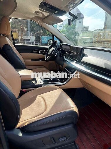 Kia Carnival Premium 2021 Đen 65000km