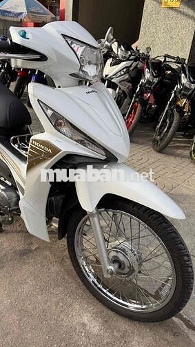 Wave RSX FI 110 2015 Trắng đen ( hỗ trợ góp )