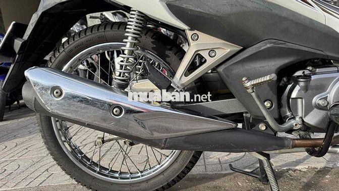Wave RSX FI 110 2015 Trắng đen ( hỗ trợ góp )