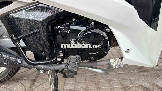 Honda Future fi 2019 Trắng đen ( hỗ trợ góp )