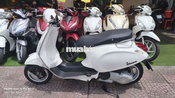 Piaggio Vespa 125cc 2014 bs 59v2-11308