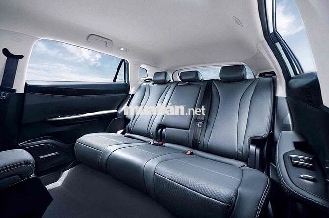 Xe điện VinFast VF 8 2026 Đỏ
