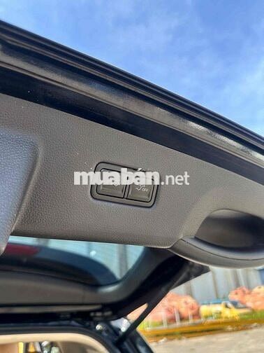 Kia Carnival Premium 2021 Đen 65000km