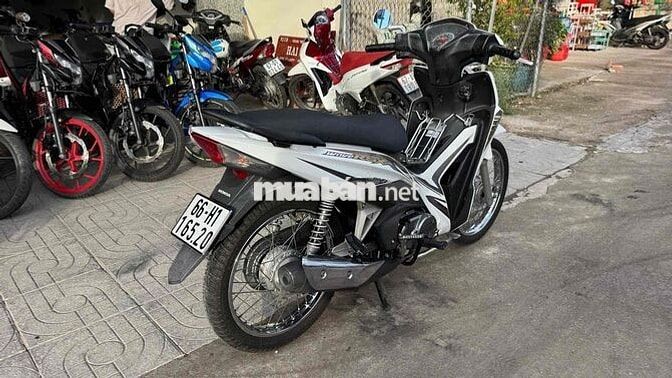 Wave RSX FI 110 2015 Trắng đen ( hỗ trợ góp )