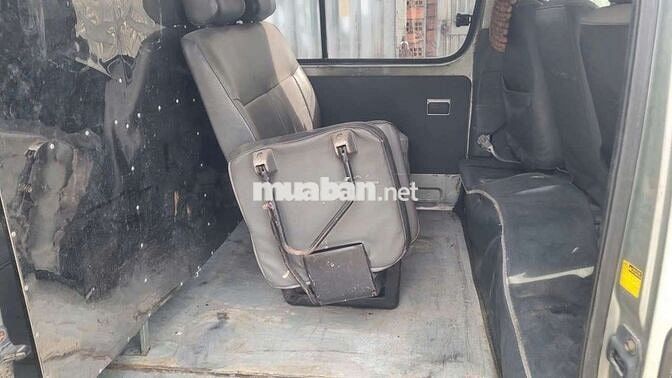 Toyota Hiace Van 2004 850kg Xám