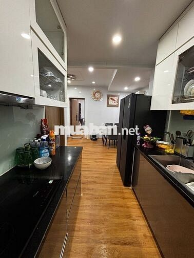 BÁN NHÀ TO 3PN 3WC SỔ HỒNG RỒI GIÁ 4 TỶ. TẶNG TOÀN BỘ NỘI THẤT