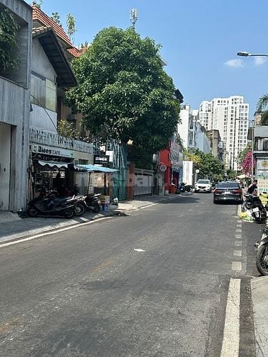 Nhà mặt tiền-khu nhà giàu -khu văn phòng cao cấp