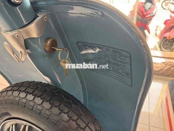 Piaggio Vespa Standard 1965 Xanh