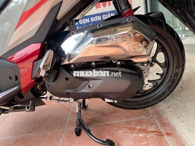 Honda Air Blade Trắng đỏ Mới