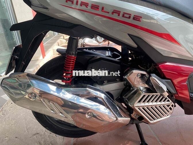 Honda Air Blade Trắng đỏ Mới