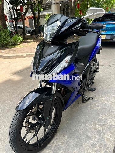 Winner V1 2016 Xanh đen.BS 94 chính chủ công chứng