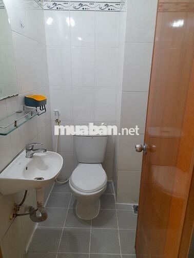 Phòng 20m2 tại hẻm 266 Tô Hiến Thành (Q10 cũ), giá 2.6 triệu