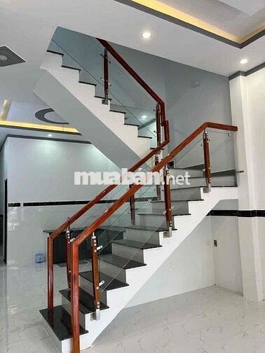 Ngộp ngân hàng, lỗ hơn 200 triệu, cần bán ở Ấp Bình Lục, Tân Bình
