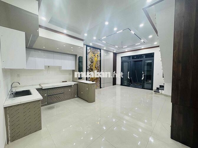 NHÀ LẦU MỚI TINH SẮP HOÀN THIỆN NỘI THẤT ĐẦY ĐỦ - CẠNH KHU HÀNH CHÁNH