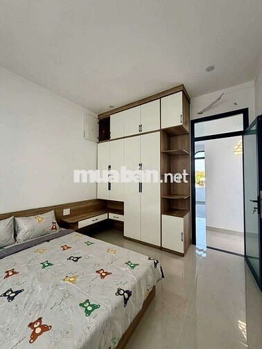 bán nhà 1 trệt 2 lầu đường E Châu Sơn