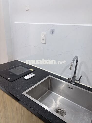 CĂN MINI 17M, GIÁ CHỈ 4TR, SẴN MÁY LẠNH, BẾP, TỦ, Ở ĐC 2BẠN, NHÀ TRỐNG