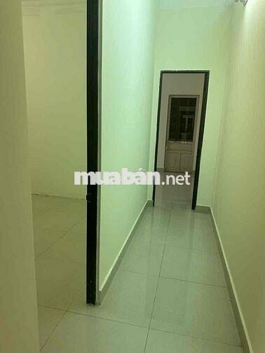 cho thuê nhà rộng thoáng 4,5x18  178/ đs 8 p11 GV 4pn 3wc giá 14tl