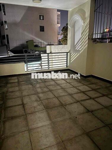 cho thuê nhà rộng thoáng 4,5x18  178/ đs 8 p11 GV 4pn 3wc giá 14tl