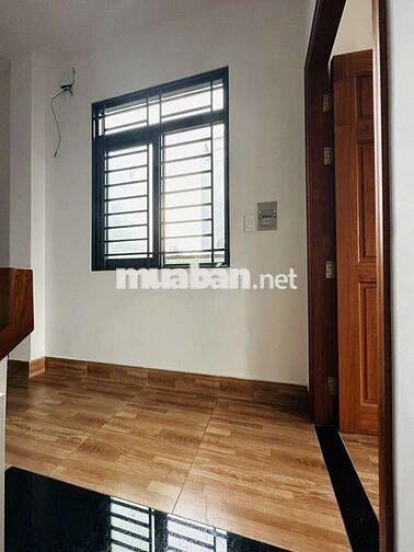Cần cho thuê nhà PTMT .Đương Hà Chương .DT 4 x20 1 trệt 3Lầu 4PN 5WS .