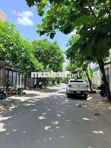 bán nhà 2 tầng đường Chơn Tâm gần trường Đại Học Sư Phạm