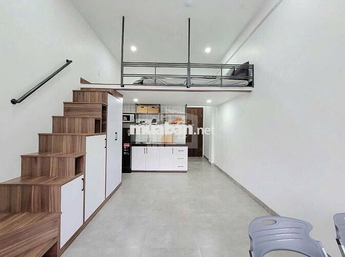 Cho Thuê Căn Hộ Ban Công Mới Xây ngay Lý Phục Man - Quận 7