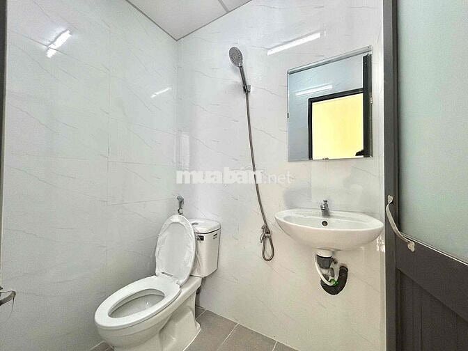 PHÒNG TRỌ GIÁ RẺ SIÊU ĐẸP BAO PHÍ - BAN CÔNG CỬA SỔ THOÁNG MÁT