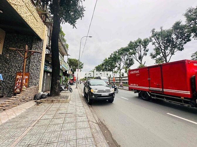 NHÀ MẶT TIỀN NGANG 10M QUANG TRUNG P8 GÒ VẤP ĐỐI DIỆN MERCEDES