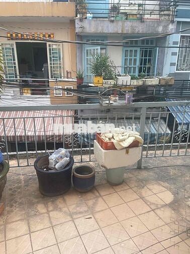 Nhà diện tích lớn thích hợp làm kho và ở, gần chợ ! P.10, Q. Tân Bình
