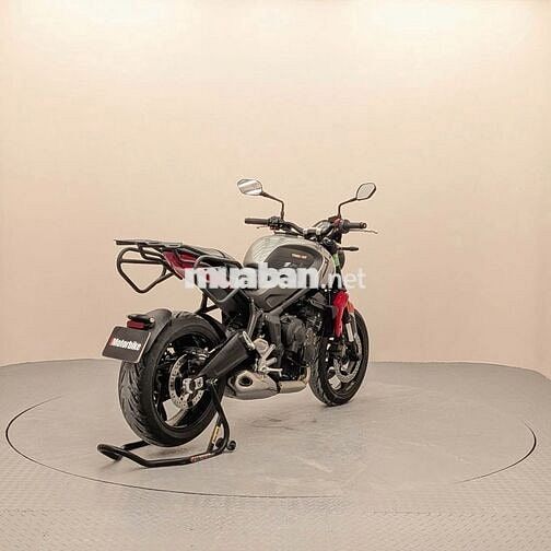 TRIUMPH TRIDENT 660 - 2022 - 27.000KM 