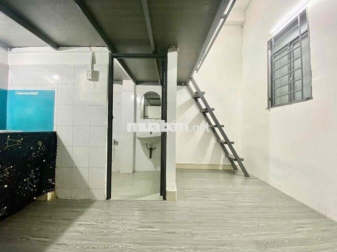 Trống sẵn 2 Phòng Có Phòng Máy Lạnh Tủ Lạnh
