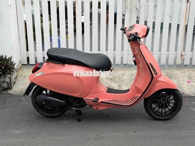 Piaggio Vespa 125 Hồng Notte Hồng