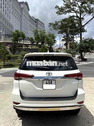 Toyota Fortuner 2019 Trắng