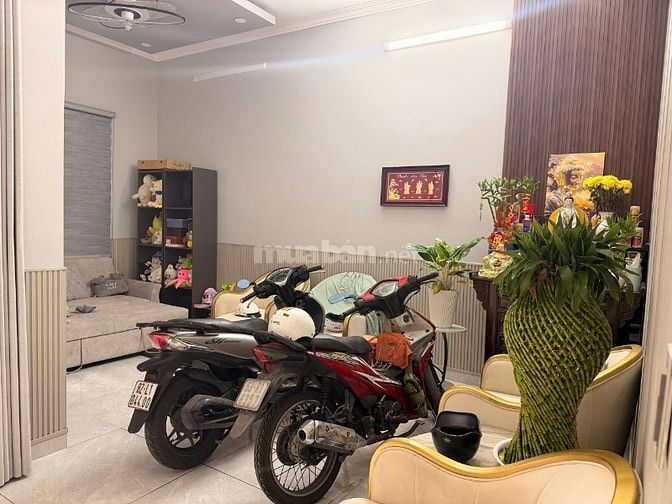 Cần bán gấp căn nhà Hồ Bá Phấn Q9 ,Sổ hồng riêng 