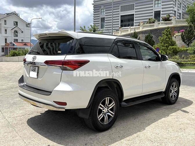 Toyota Fortuner 2019 Trắng