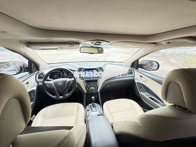 Hyundai SantaFe Đỏ 7 chỗ