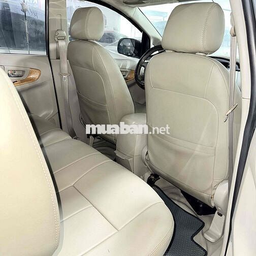 Toyota Innova-G 2010 Số sàn Vàng cát